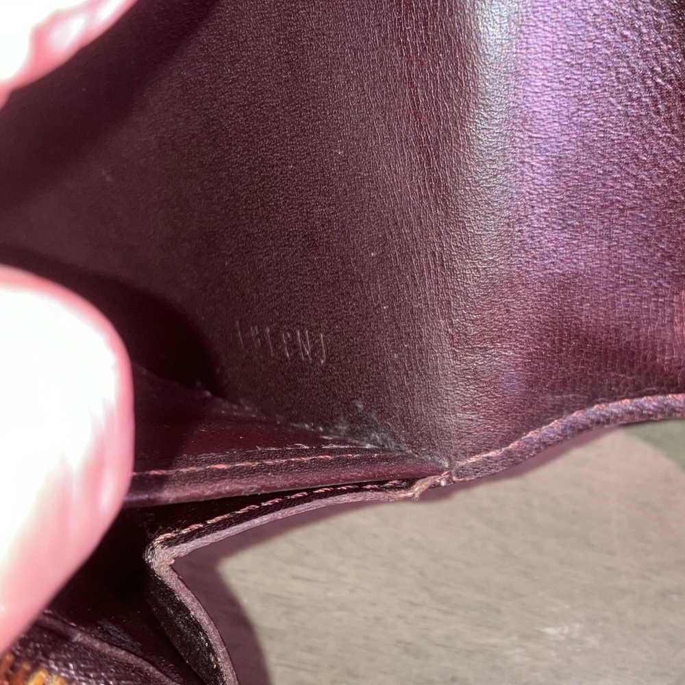 Louis Vuitton Burgundy Vernis Monogram Wallet with dust bag - Picture 12 of 12